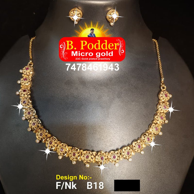 NECKLACE - B18